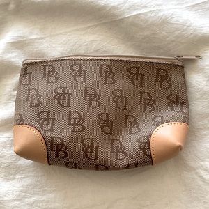 Dooney and Bourke Pouch